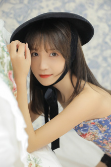 香含玉女峰头露润滞